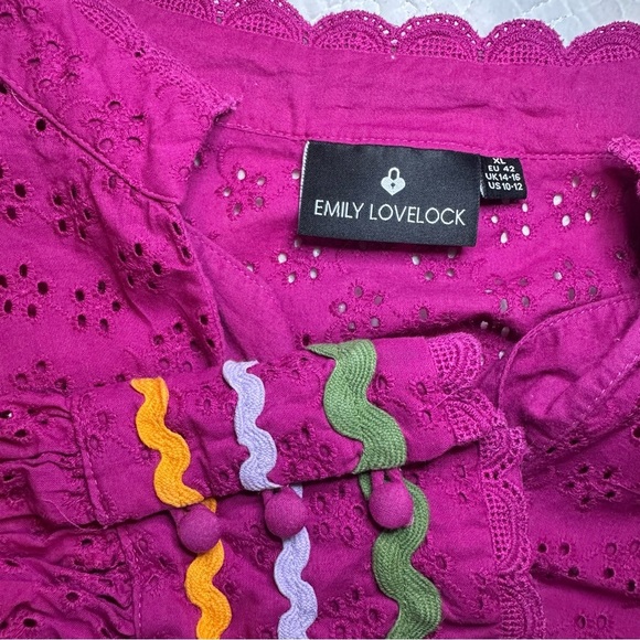 Emily Lovelock Hailey Blouse. Size: XL. Orchid Broderie. - Picture 7 of 8